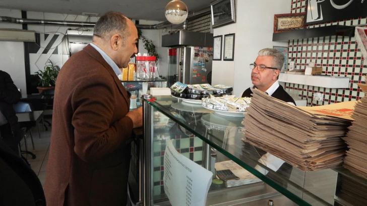 İYİ Parti Esenyurt Belediye Başkan Adayı Muharrem Yıldız esnafı ziyaret etti