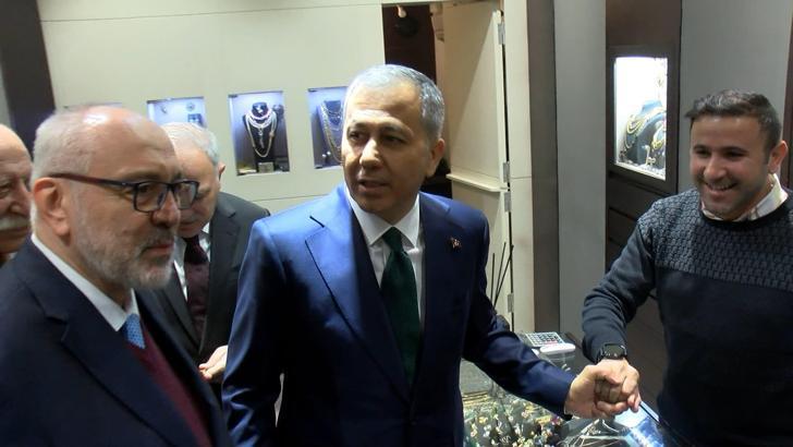 İstanbul-Bakan Yerlikaya Mısır Çarşısı ve Kapalı Çarşı'yı ziyaret etti