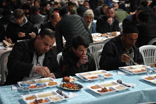 Belediye, iftar geleneğini sürdürecek İftar sofrası Afra Düğün Salonu’na kurulacak