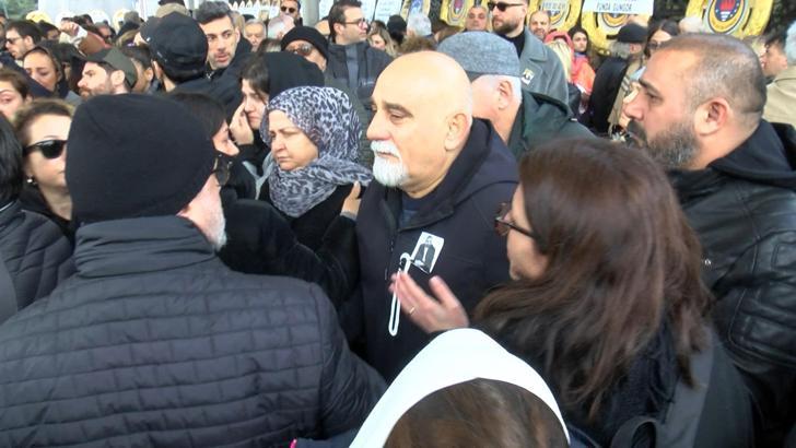 İstanbul-Motosiklet kazasında hayatını kaybeden oyuncu Efe Deprem son yolculuğuna uğurlandı