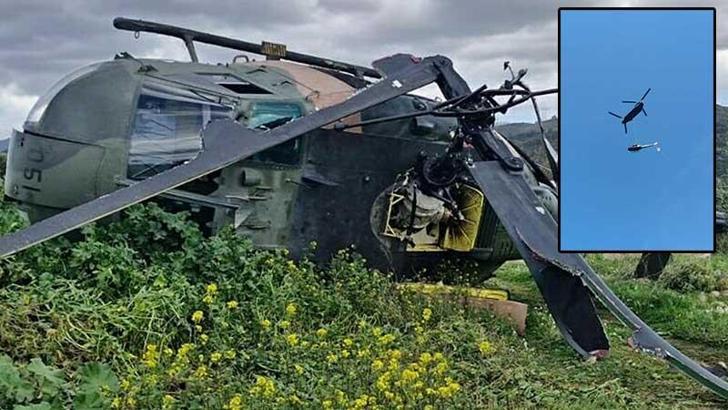 İzmir'de zorunlu iniş yapan askeri helikopterin gövdesi de olay yerinden kaldırıldı