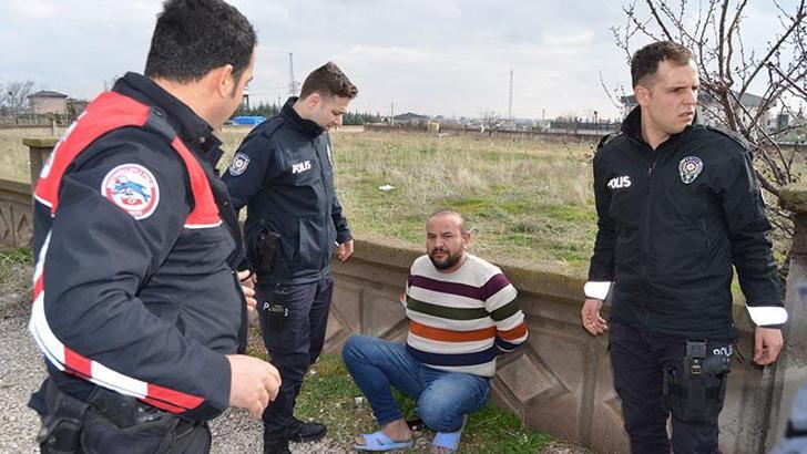 'Dur' ihtarına uymayıp otomobiliyle duvara çarpan sürücü: Denetimini yaktım, ondan kaçtım