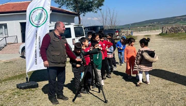 İslahiye’de öğrencilerden kuş gözlemi