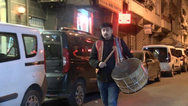 İstanbul-İstanbul'da Ramazan davulcuları göreve başladı