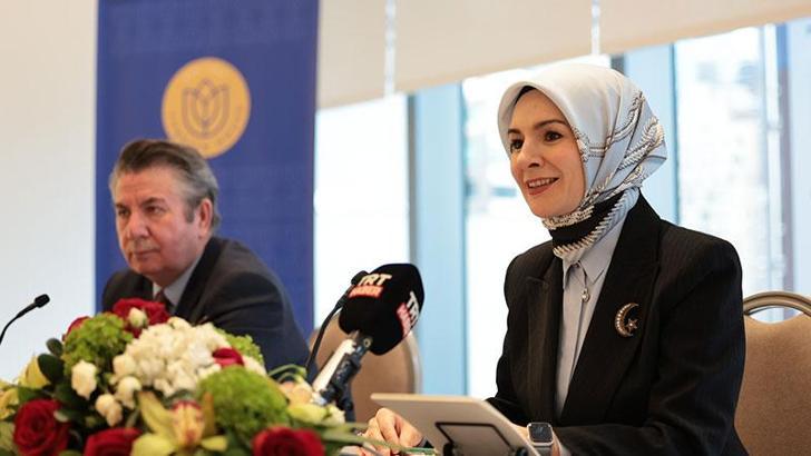 Bakan Göktaş ABD'deki Türk vatandaşları ile bir araya geldi