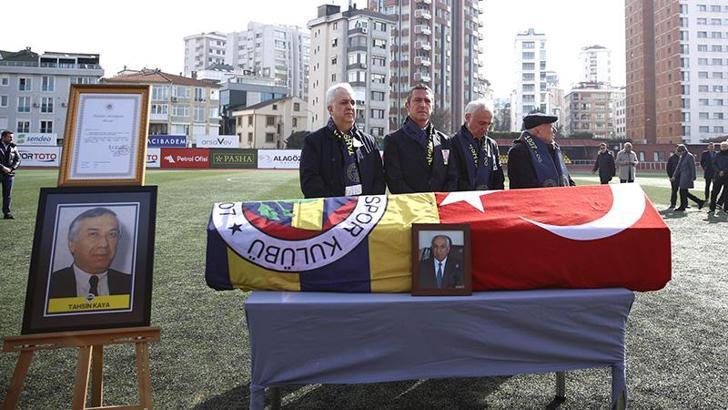 Hayatını kaybeden Fenerbahçe Eski Başkanı Tahsin Kaya için Dereağzı'nda tören düzenlendi