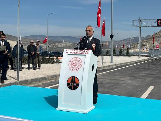 Bakan Uraloğlu: Ankara- İstanbul Süper Hızlı Tren Projesi başladı