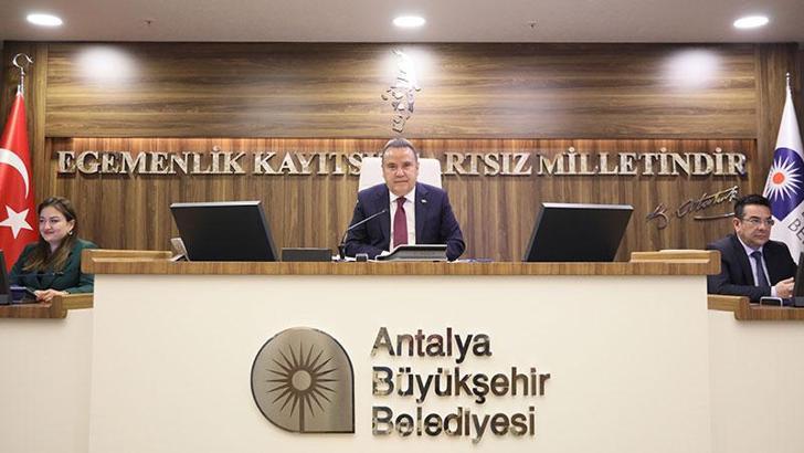 İsrail'in Filistin saldırıları nedeniyle Antalya'dan 'kardeş şehir' iptali