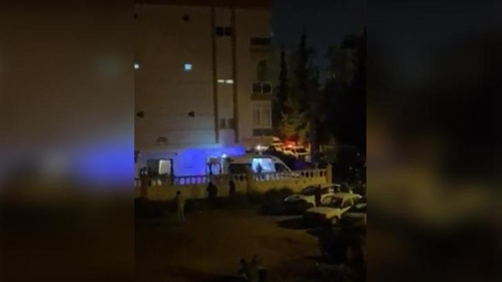 Eşini bıçaklayarak öldürüp, kendini asarak intihara kalkıştı