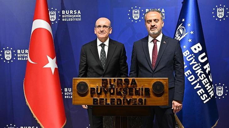 Bakan Şimşek, Bursa'da iş insanları ile bir araya geldi