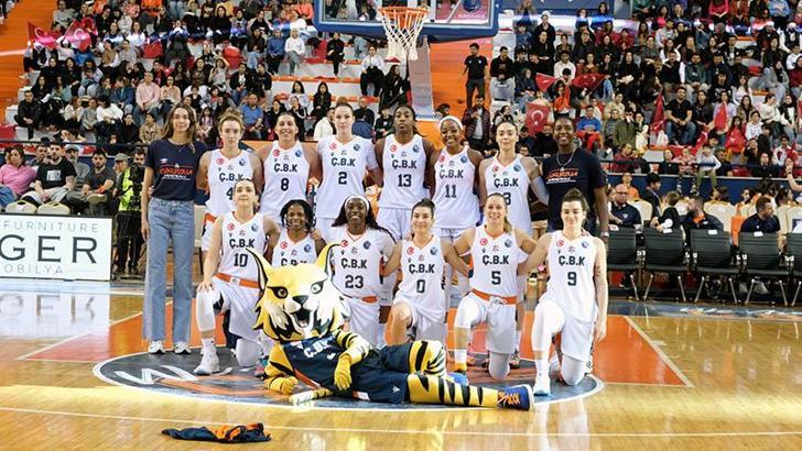 Çukurova Basketbol Başantrenörü Yıldızoğlu: Hem ülkemizi hem de Mersin'i oralarda temsil etmek çok değerli