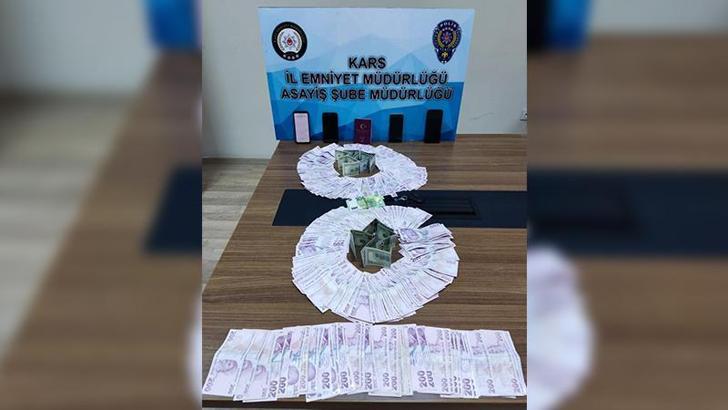 Sahte ilanla besiciyi dolandıran 3 kişi, kuyumcuda altın alırken yakalandı