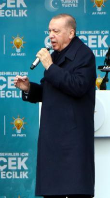 Erdoğan: Irkçılık, ayrımcılık söylemlerine seslerini çıkarmayanlar sizin hakkınızı mı savunacak