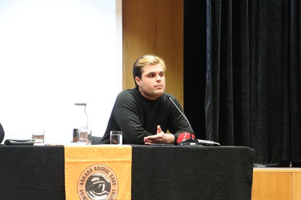 Ankara'da 'Sokakta Yaşayan Hayvanlar' paneli