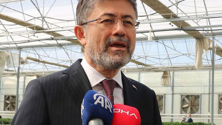 Bakan Yumaklı: Türkiye'de süs bitkileri üretim alanı 3 kat artarak 59 bin dekara yükseldi