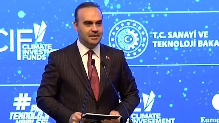 Bakan Kacır: Türkiye, küresel ekonominin karşı karşıya olduğu sınamaları başarıyla atlattı