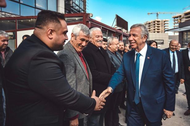 Mansur Yavaş: Göreve geldiğimizde hiçbir metro hattı projesi yoktu