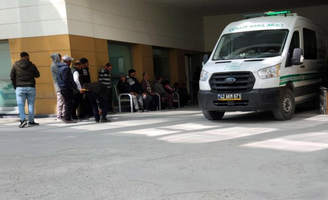 Konya’da otomobil, otobüs durağına daldı: 4 ölü, 5 yaralı (3)