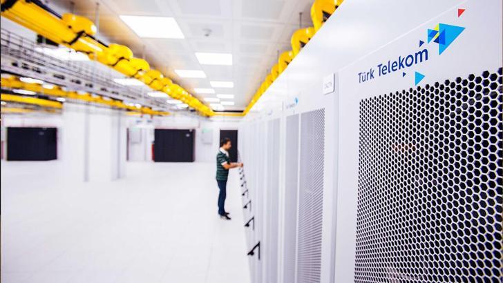 Türk Telekom, veri merkezlerinde çevreci yerli teknoloji çözümlerini hayata geçiriyor