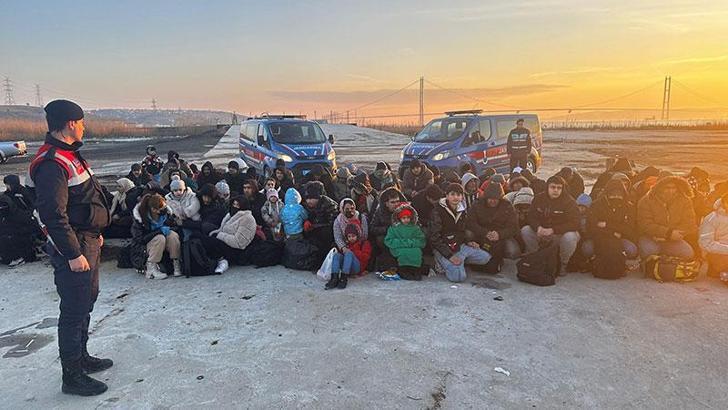 Çanakkale'de 84 kaçak göçmen yakalandı