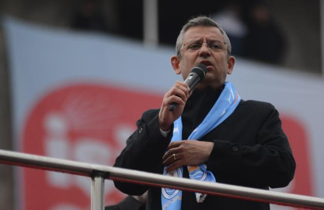 Özgür Özel: Türkiye'nin en büyük emekli korosu, Türkiye'nin en acıklı türküsünü çağırıyor (2)