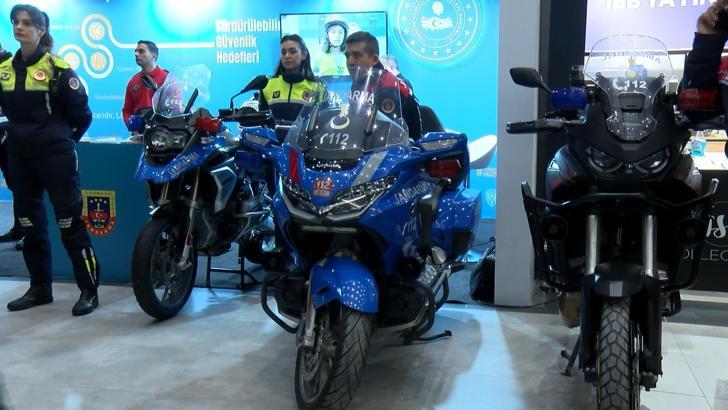 İstanbul - Motosiklete binen Bakan Yerlikaya'dan kaza istatistiği açıklaması