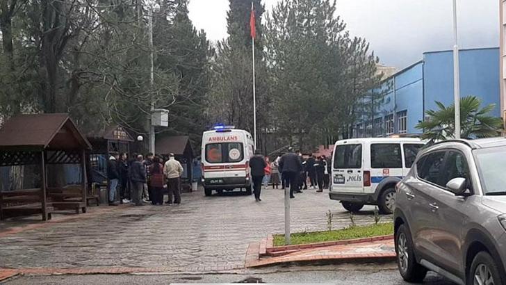 Karabük’te lise öğrencileri arasında bıçaklı kavga: 3 yaralı