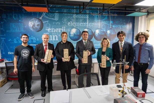 Genç bilim insanları yarıştı