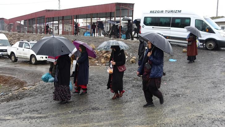 Derecik'teki gümrük kapısından 11 ayda 355 bin kişi giriş-çıkış yaptı