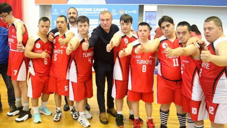 İtalya'ya finalde kaybeden Down Sendrom Basketbol Milli Takımı dünya 2'ncisi