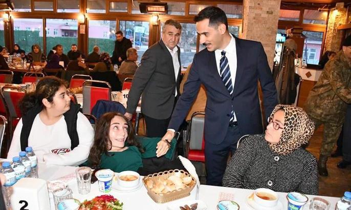 İslahiye Kaymakamı, engelliler ile iftar sofrasında buluştu
