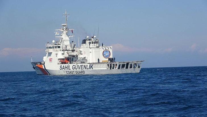 Çanakkale'de batan bottaki göçmenlerden 1'inin daha cansız bedenine ulaşıldı