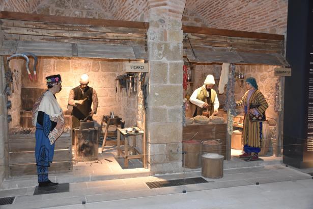 Niğde Kent Müzesi kapılarını ziyaretçilere açıyor