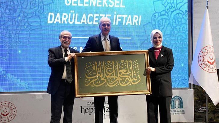 TBMM Başkanı Kurtulmuş, Darülaceze'de iftara katıldı