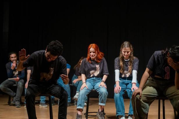 İzmir'de tiyatro coşkusu yaşanacak