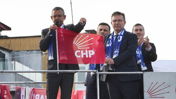 Özel'den Şükrü Genç'e çekil çağrısı