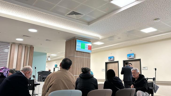 Kütahya’da Şehir Hastanesi hasta kabulüne başladı