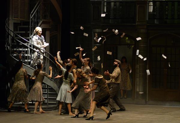 Evita Müzikali büyüledi