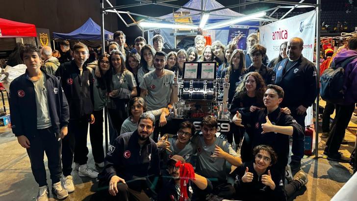 ALKEV Lisesi FRC Takımı ‘Arnica’ robotuyla Türkiye’yi ABD’de temsil edecek