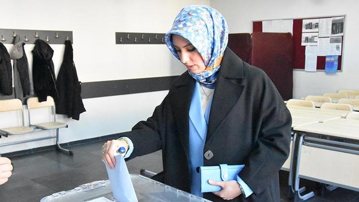 Sivas'ta oy kullanma işlemi başladı