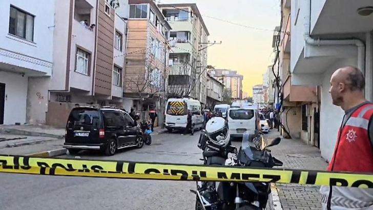 Sultanbeyli'de iki aile arasında bıçaklı kavga: 4 yaralı