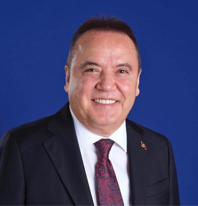 Antalya'da CHP'li Böcek başkan seçildi; CHP 15, AK Parti 3, DP 1 ilçe kazandı