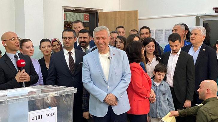 Ankara'da CHP'li Yavaş başkan seçildi; CHP 16, AK Parti 8, 1 ilçeyi bağımsız aday kazandı