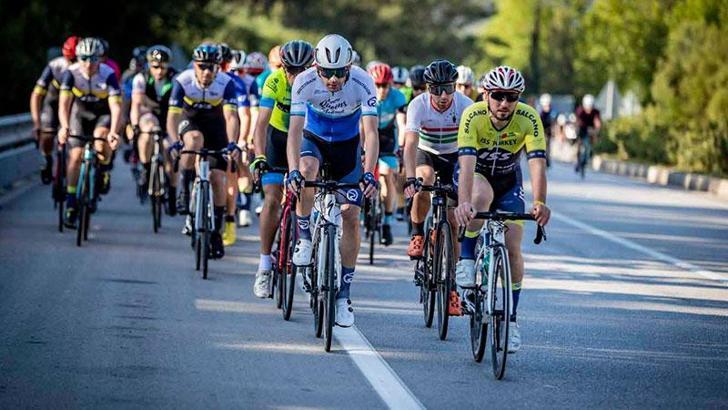 Akra Gran Fondo’da pedallar, Kemer’in eşsiz manzarasında dönecek