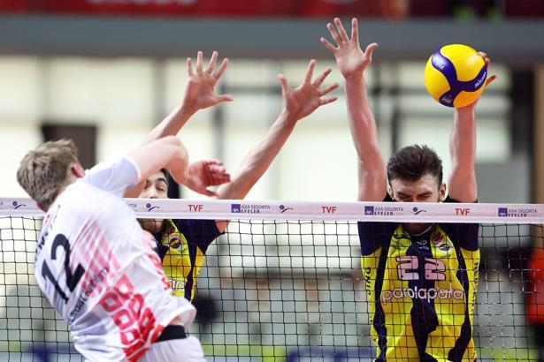 Fenerbahçe Parolapara - Ziraat Bankkart: 3-2