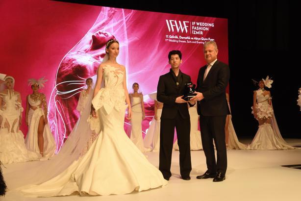 Mahmut Özgener: İzmir fuarcılığı gelişiyor, üyelerimiz İZTO destekleri ile büyüyor