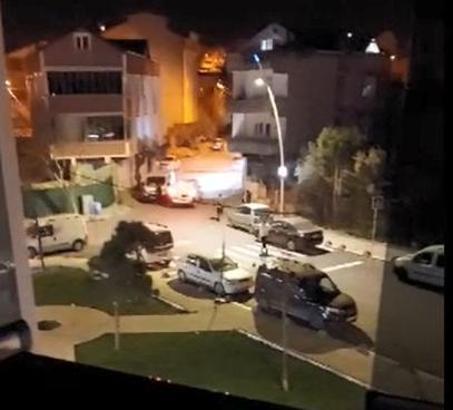 İstanbul - Arnavutköy'de cinayetle sonuçlanan muhtarlık kavgasında şüpheliler adliyeye sevk edildi