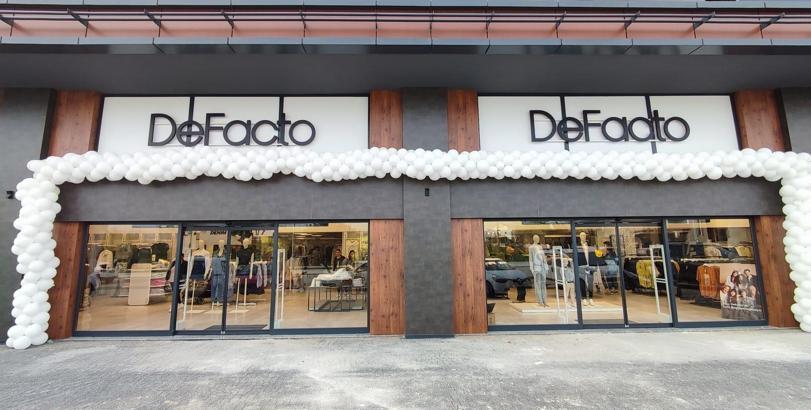 DeFacto, 6 farklı ilde yeni mağaza açtı