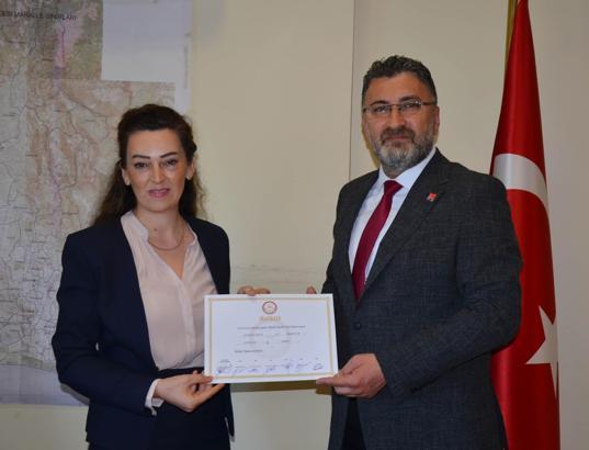 Başkan Kumbul mazbatasını aldı