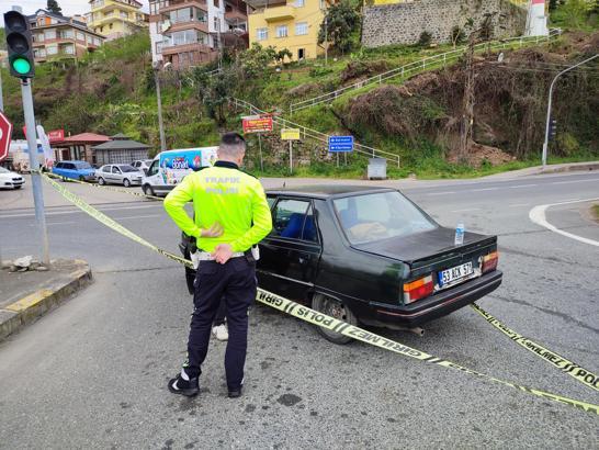 Trabzon'da trafikte silahlı yol verme kavgası; 1 sürücü ağır yaralı